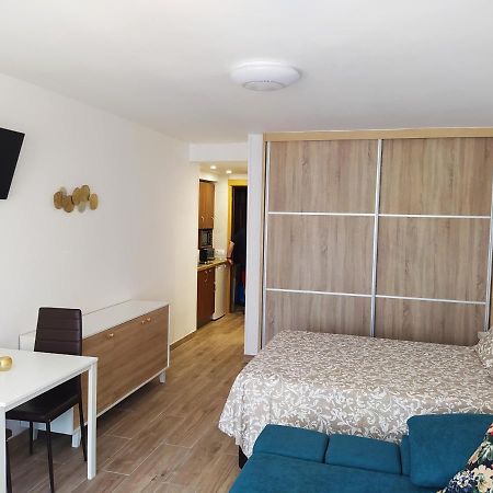 Ferienwohnung Recien Reformado, Fire Stick Amazon, Wifi, 2 Pers, Centrico, 20 M Playa Torremolinos Exterior foto
