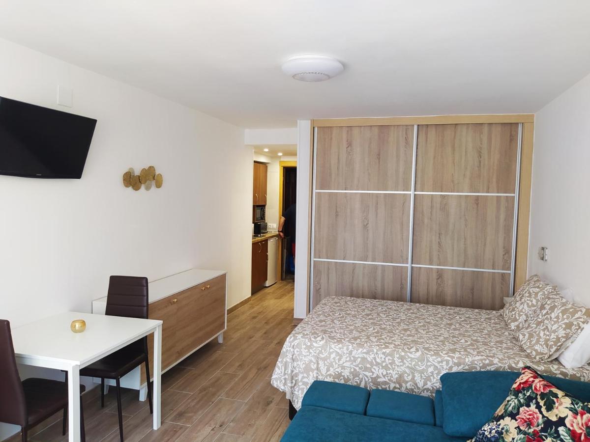 Ferienwohnung Recien Reformado, Fire Stick Amazon, Wifi, 2 Pers, Centrico, 20 M Playa Torremolinos Exterior foto